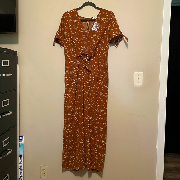 A Blu Pepper jumper - Picture 2 of 4